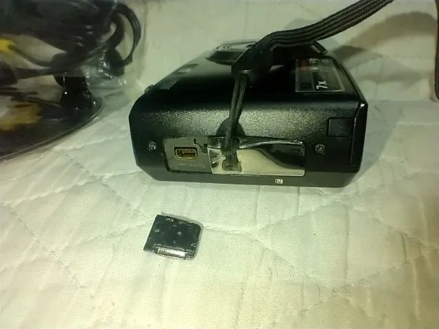 Câmera Digital Nikon Coolpix S630 12MP 7x Zoom (LER ANÚNCIO) - Foto 4