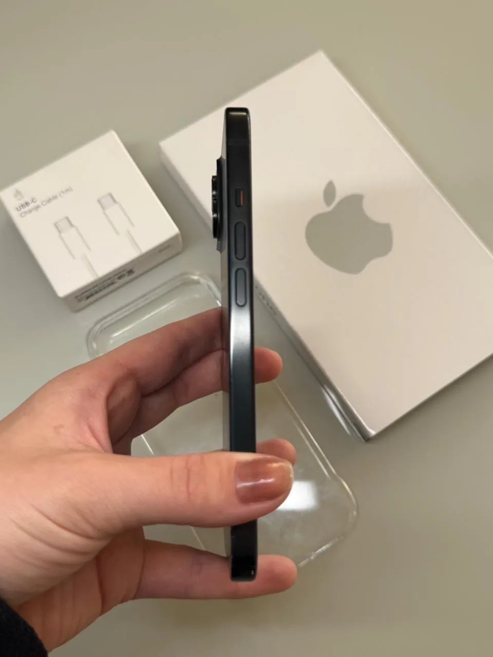 iPhone 15 - 128gb - preto (versão e-sim) - Foto 5