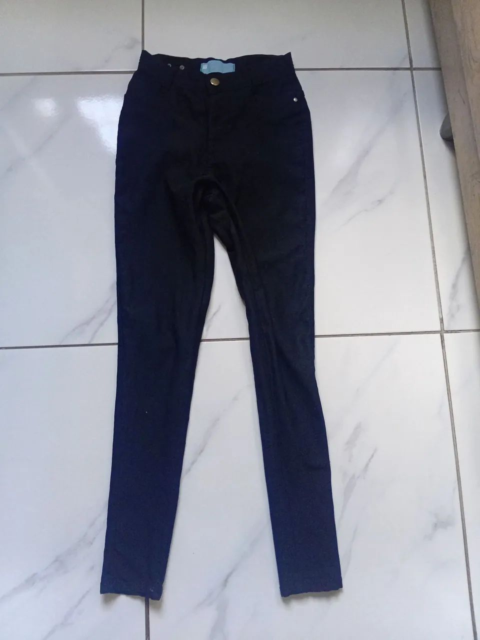 Calça skinny preta tam. 36/38 - Foto 4