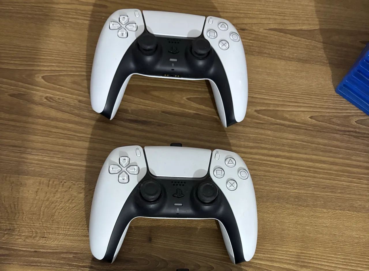 PS5 Completo + 2 Controles + 8 Jogos - Foto 4