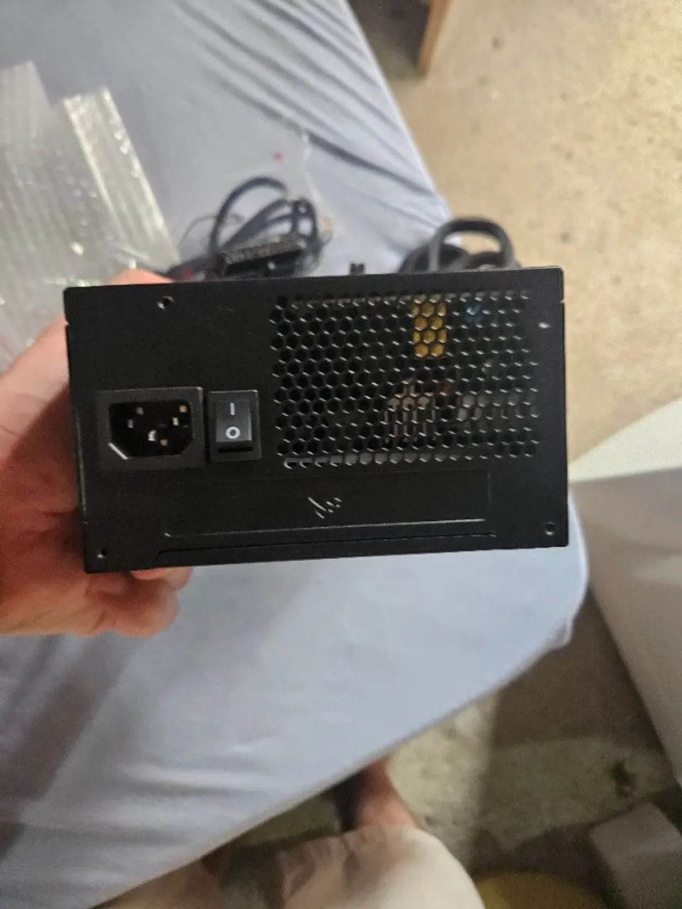 Fonte Corsair CX650 - Foto 3