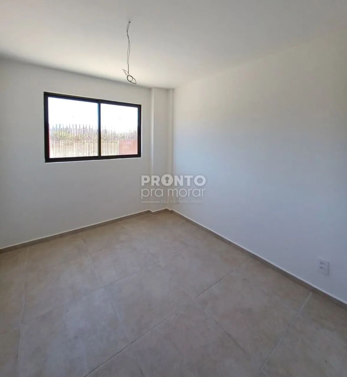 Apartamento com 3 quartos em Carneiros