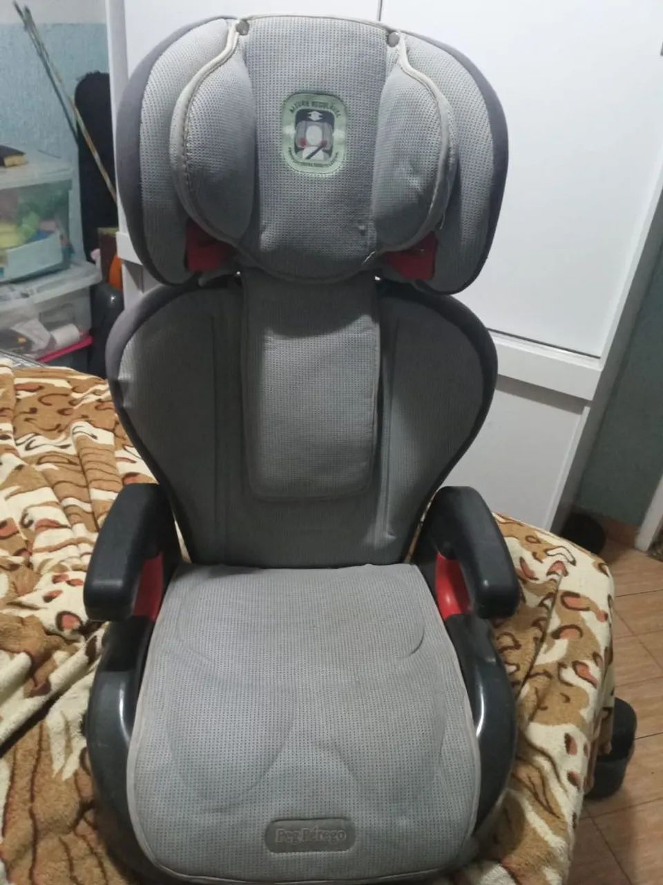 Cadeira de carro que vira assento  - Foto 4