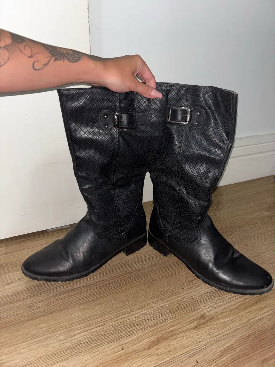 Bota Preta couro sintético 
