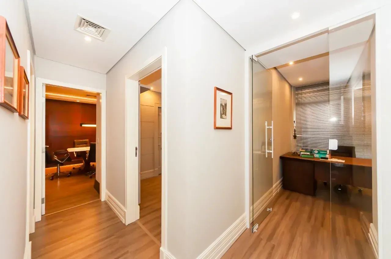 Escritório comercial - Coração de Curitiba - Triumph Center Batel - Foto 5