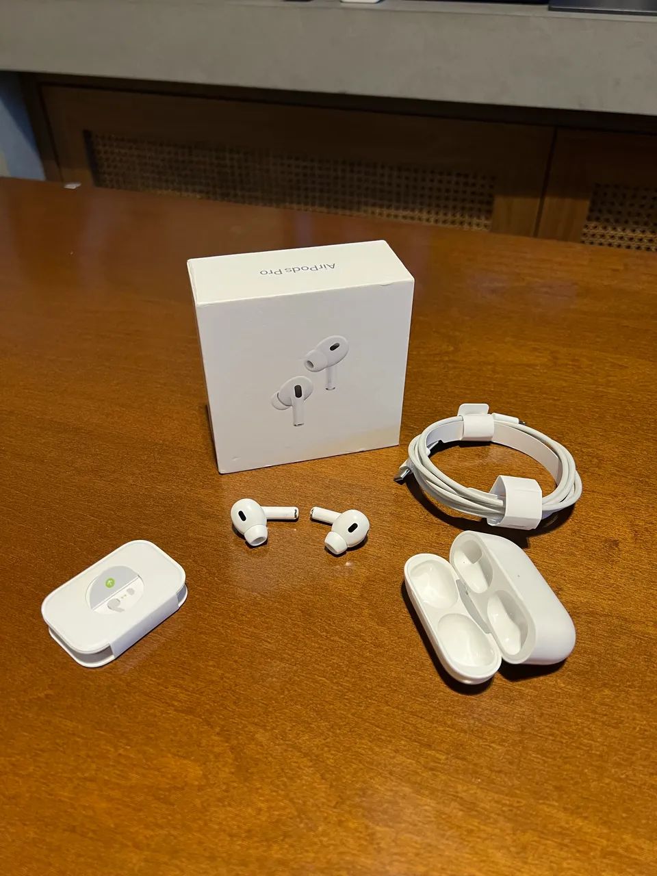 AirPods Pro 2 - Caixa completa