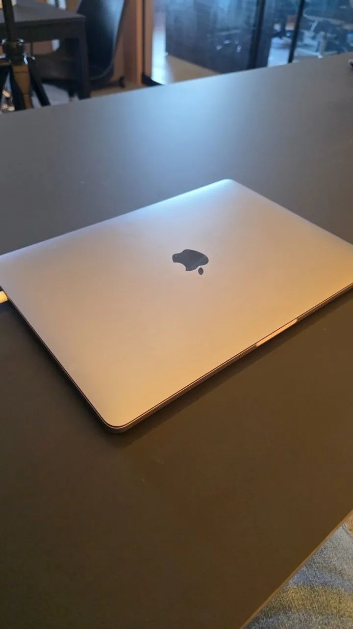 MacBook Pro 13" M1 16GB (2020)