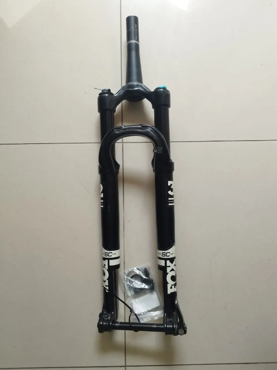 Suspensão Fox 32 Step-Cast (SC) Performance Aro 29 - Trava no Guidão