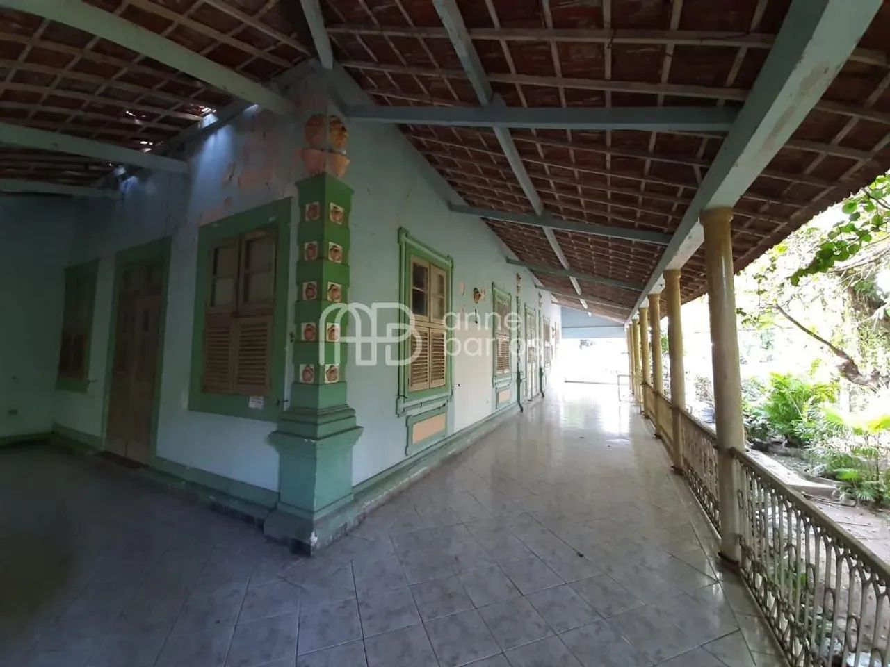 Apartamento à Venda em Poço