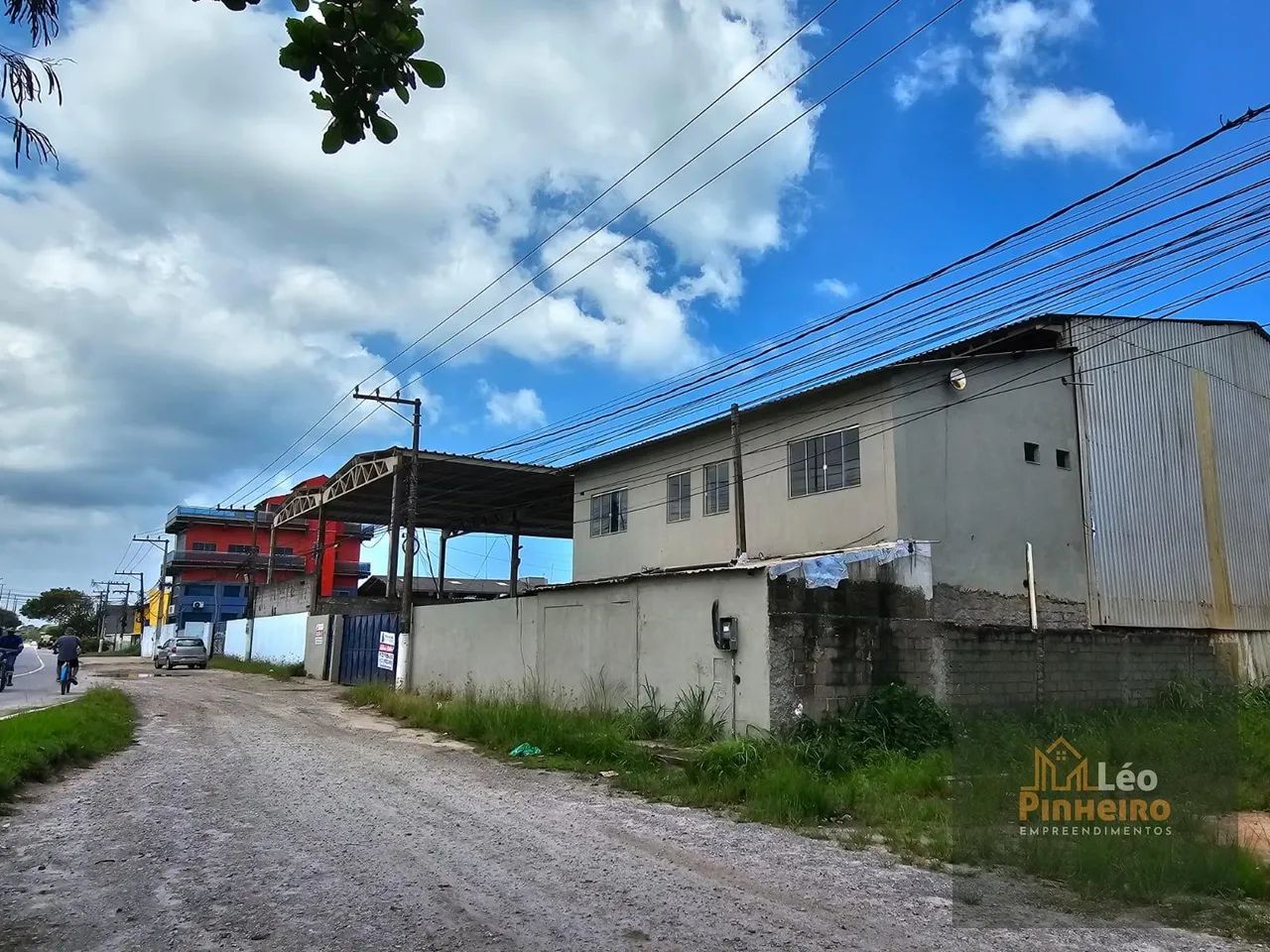 Galpão em São José do Barreto - Macaé