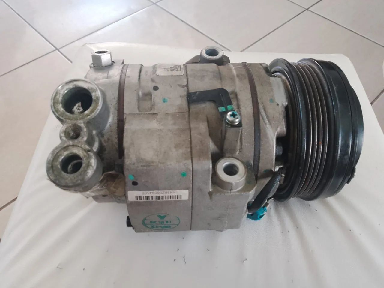 Compressor do ar-condicionado linha GM Onix spin Tracker Cobalt - Foto 3