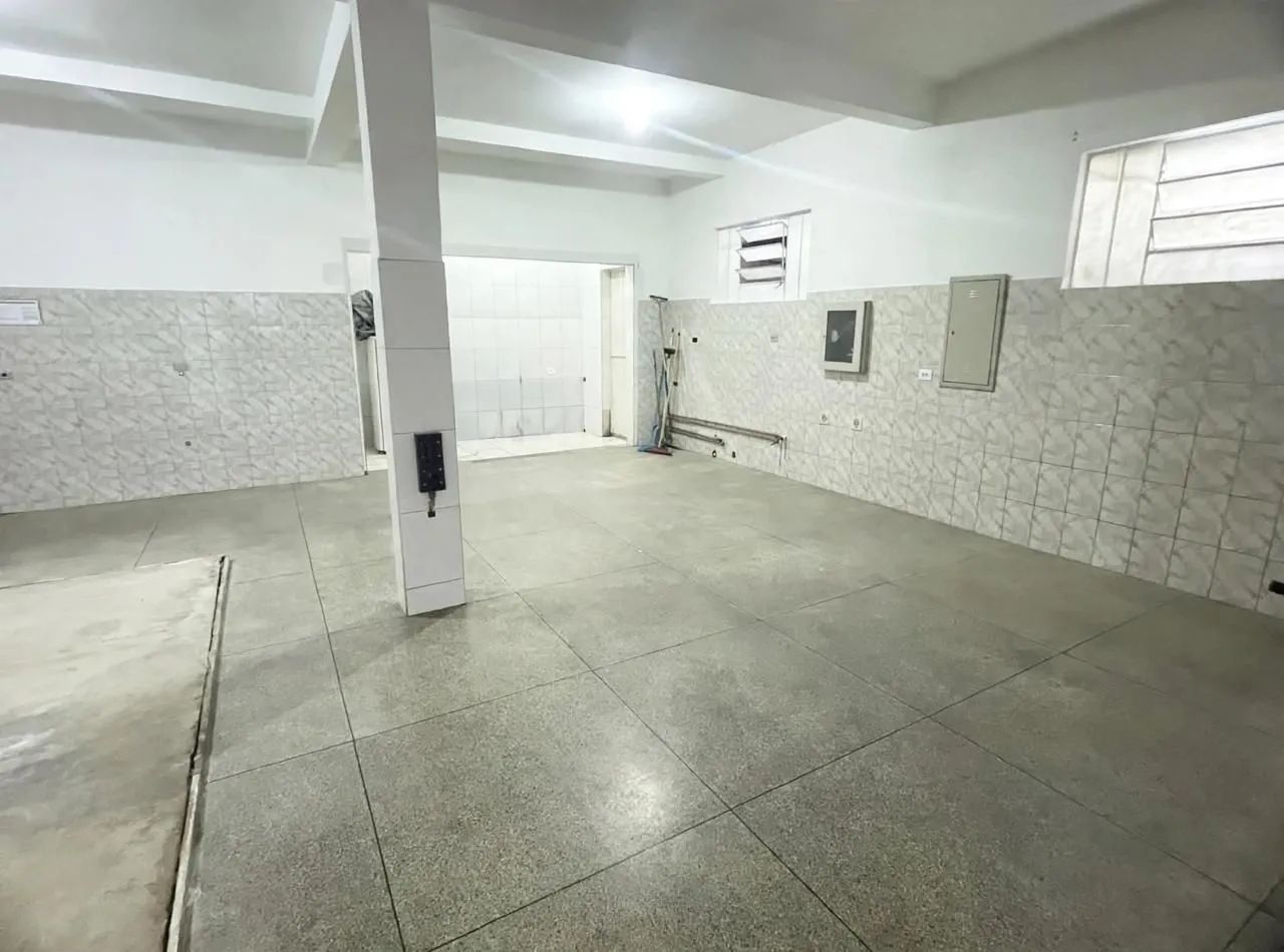 Imóvel Comercial CIC Curitiba - Foto 2