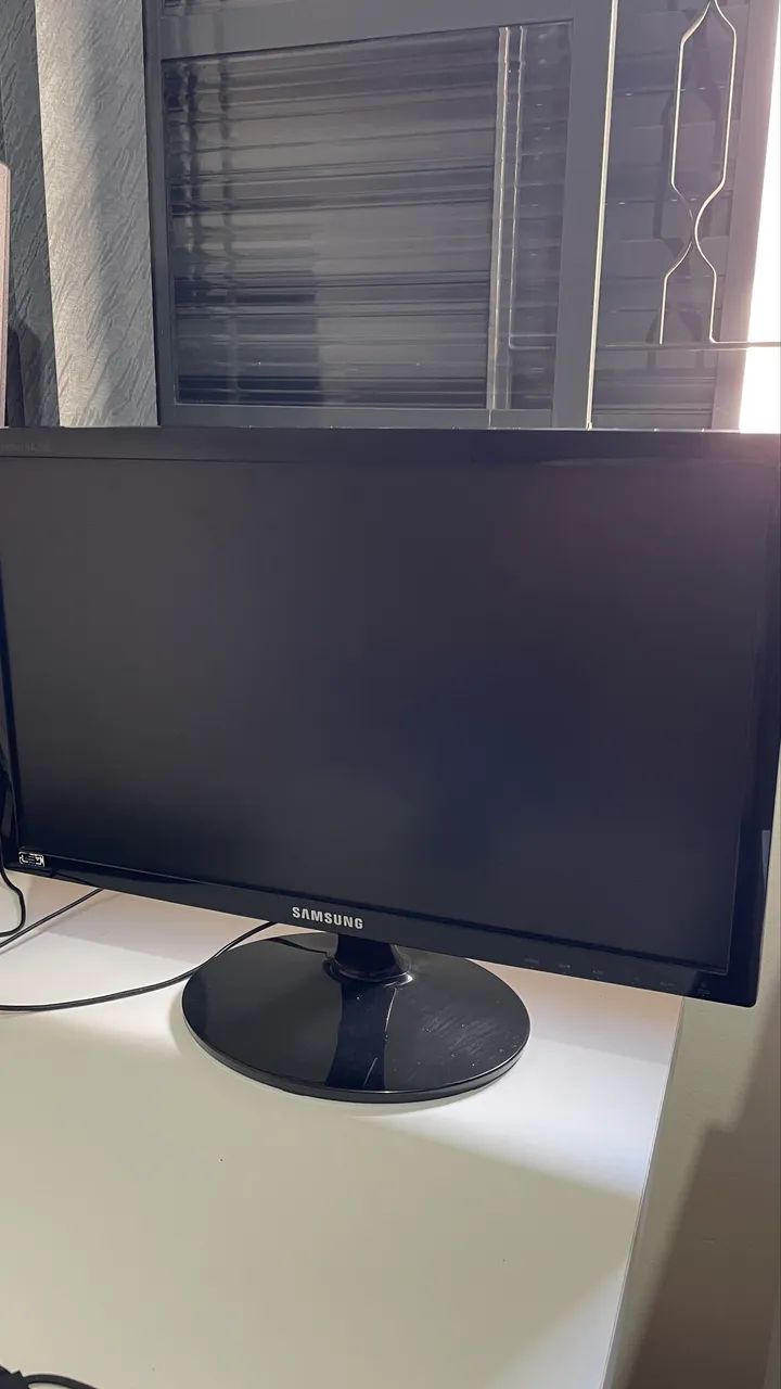 Monitor Samsung 60 hz (leia descrição) - Foto 2