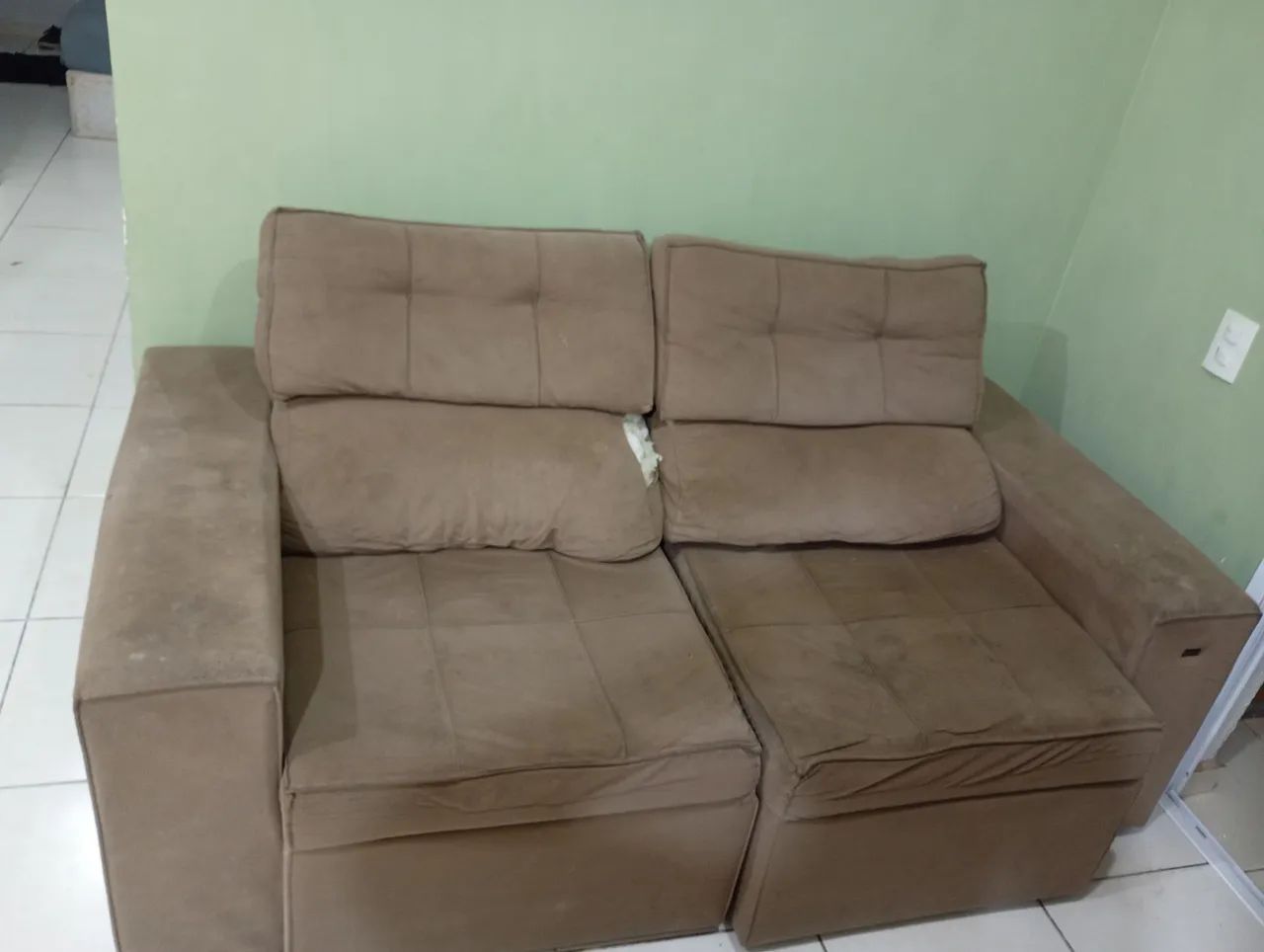 Sofa 2 lugares, vem para a frente para deitar
