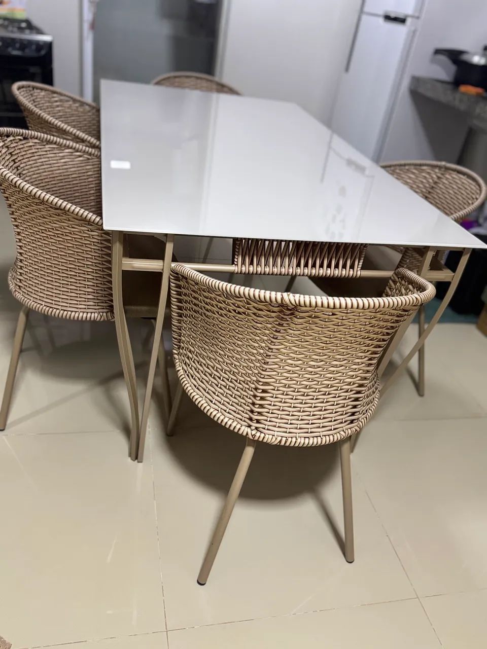 Mesa de Jantar Retangular c/ Vidro para 6 Lugares - Foto 3
