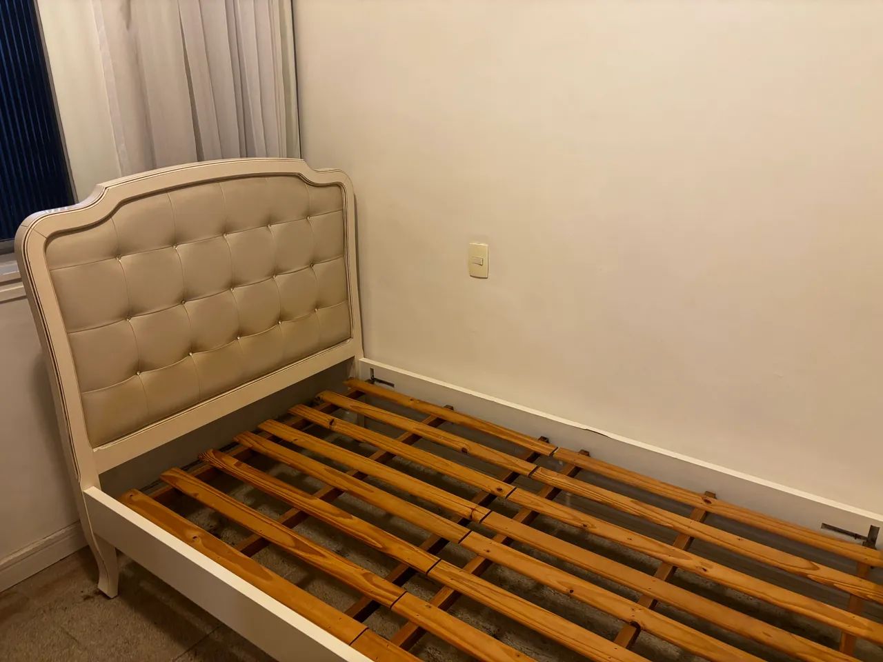 Cama Provençal com Cabeceira Estofada - Foto 2