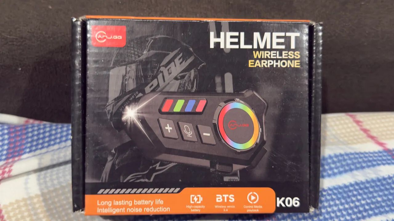 Fone de ouvido (capacete)