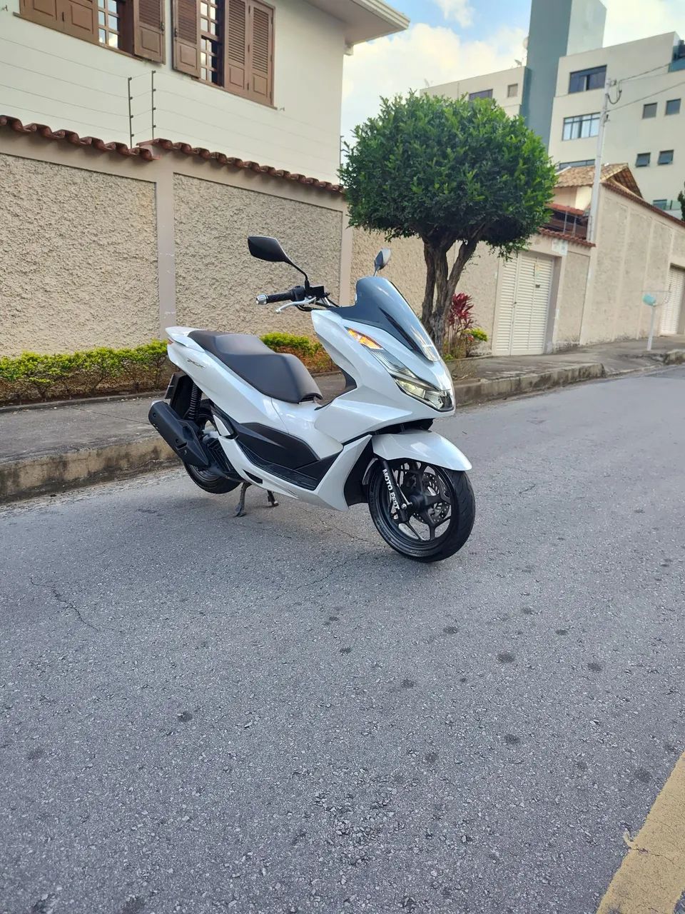 PCX 160 com apenas 3890 kms