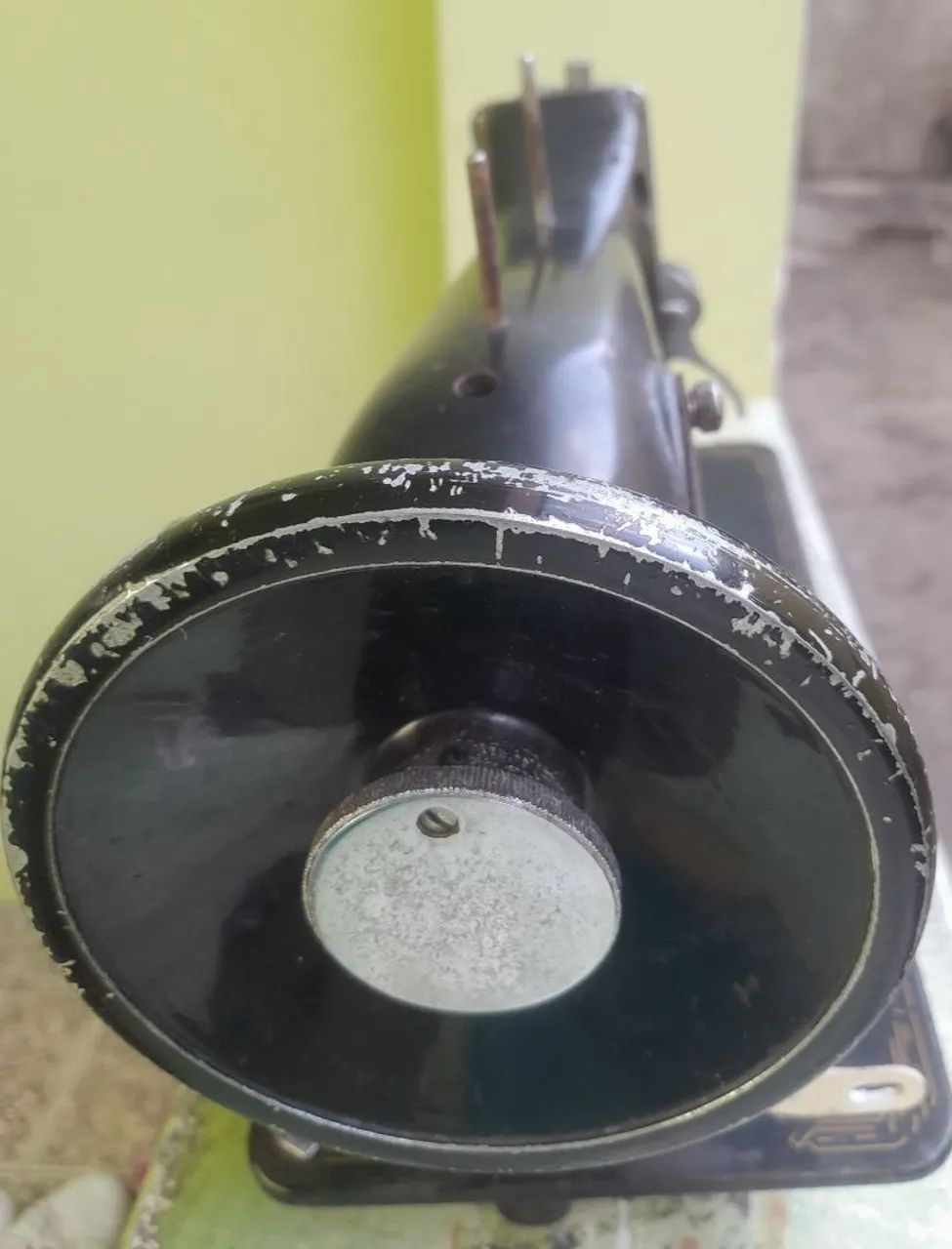 Powerful sewing machine.466415810438113282