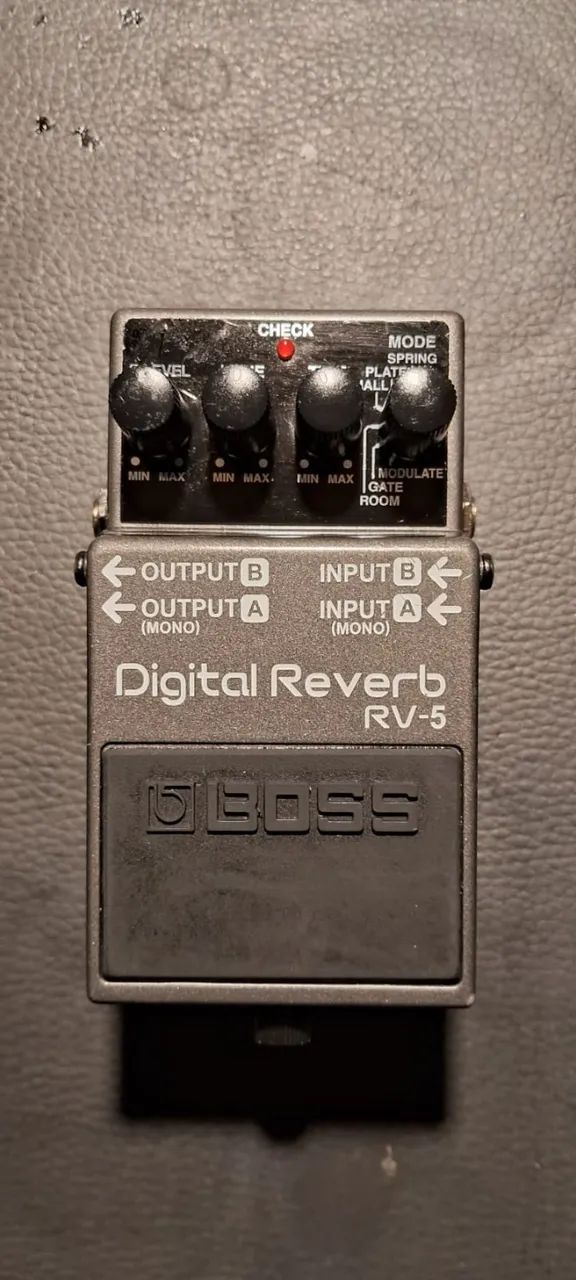 BOSS RV-5 DIGITAL REVERB - Instrumentos musicais - Santa Tereza