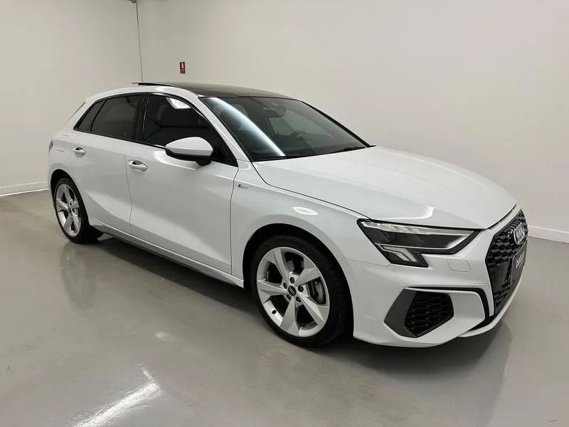 Audi A3 Sportback S-line 2.0 TFSI S-tronic 2024