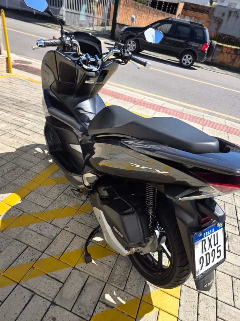 HONDA PCX 2022 -ABS  - Foto 4