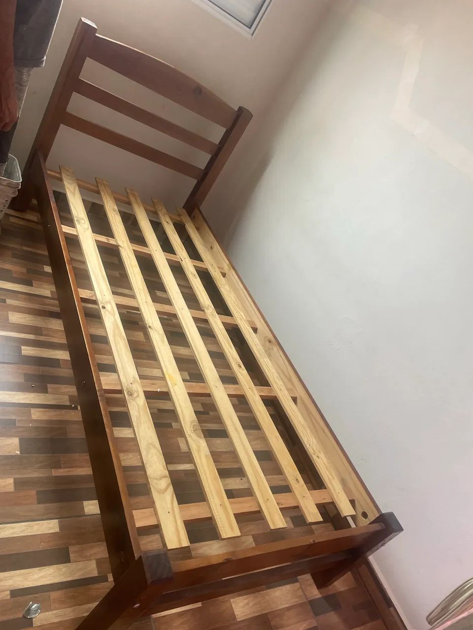 Cama de solteiro 