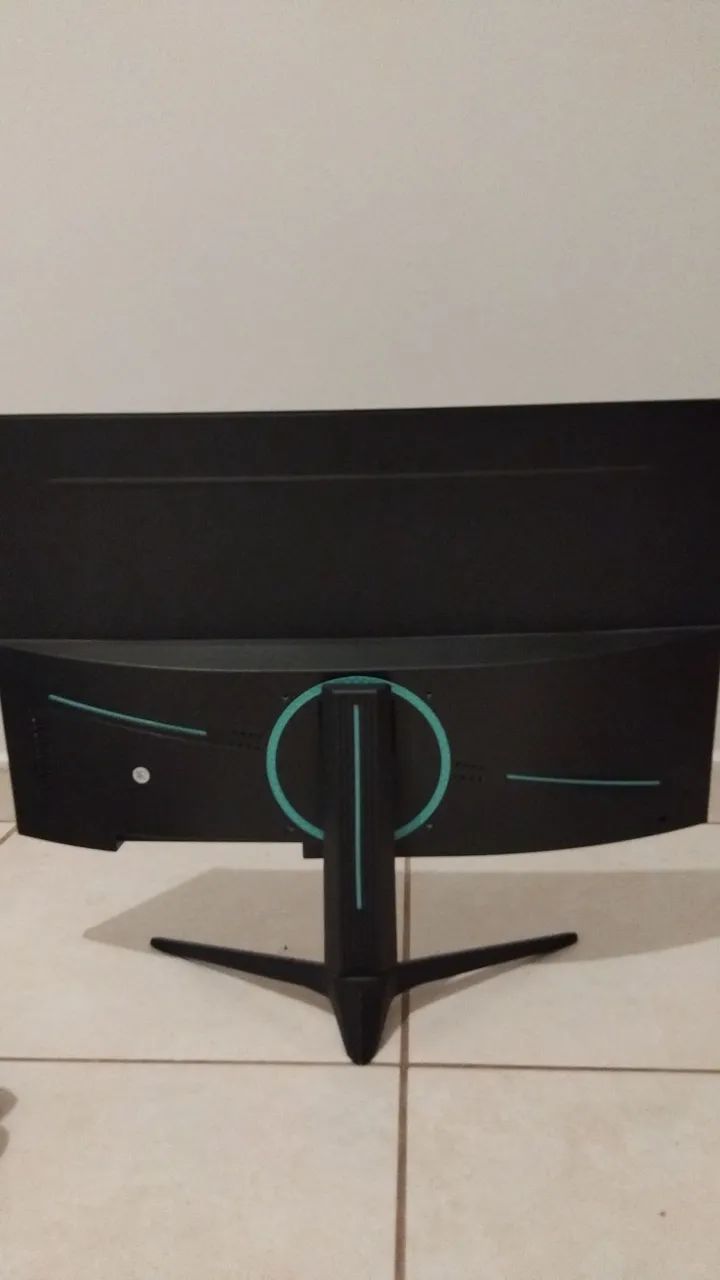 Monitor "27" Preto Curvo - Foto 5
