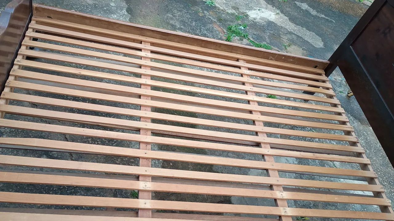 Cama de casal madeira maciça  - Foto 4