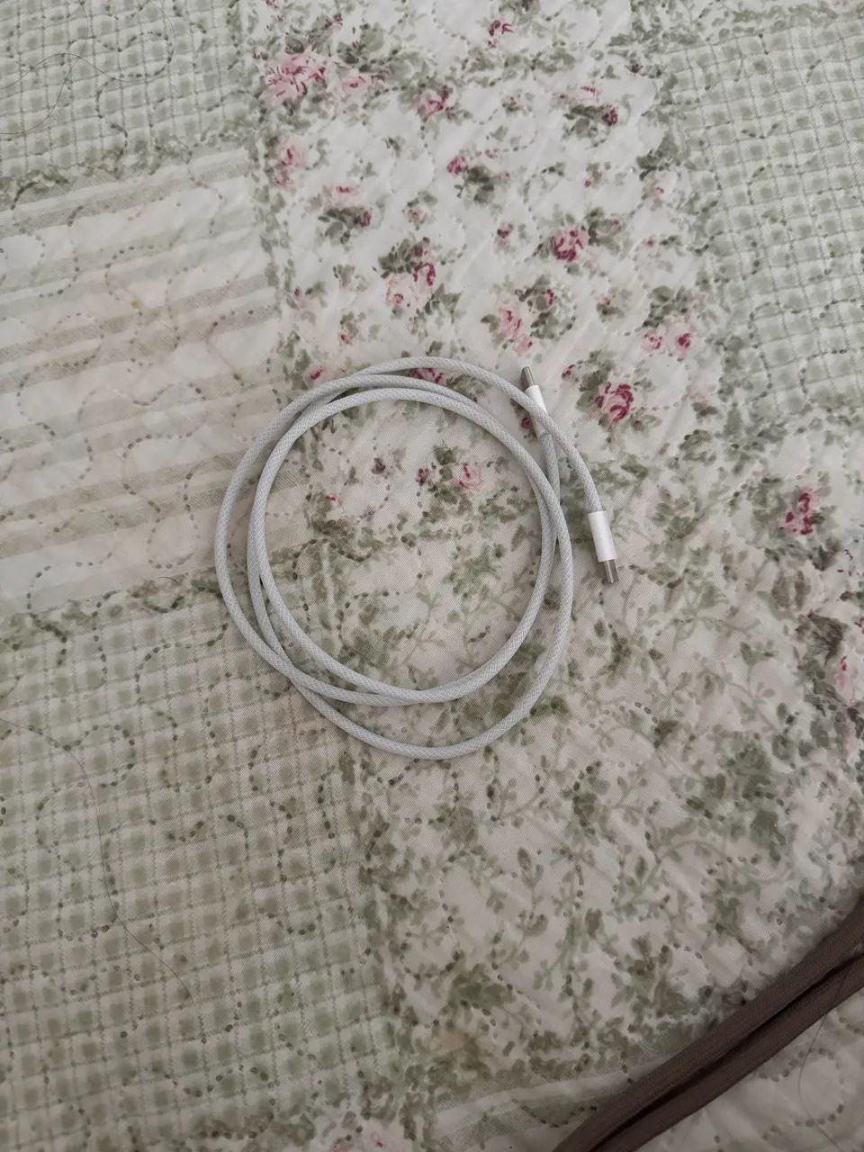 VENDO CABO TIPO C ORIGINAL APPLE - Foto 2