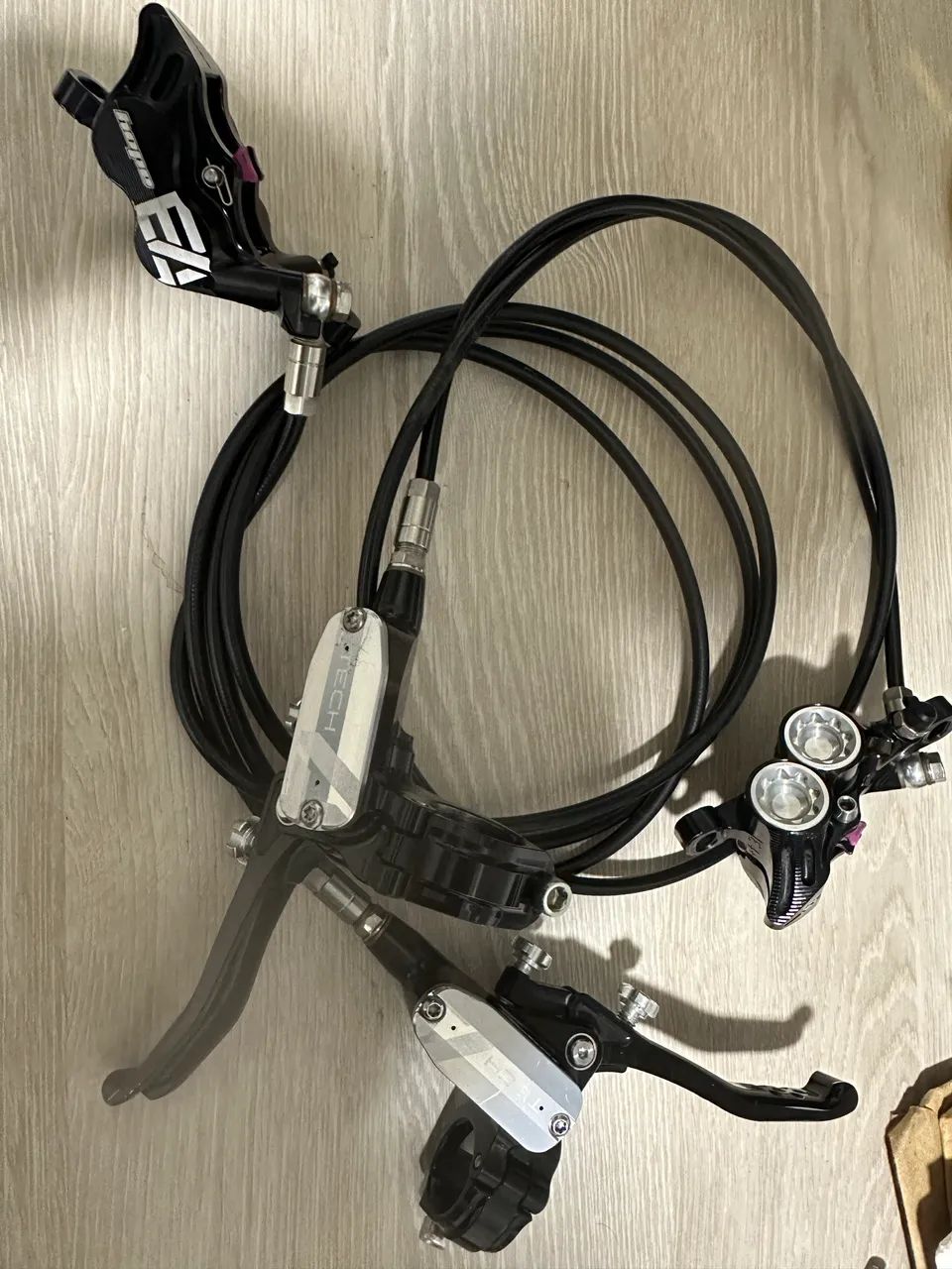 Freio Hope Tech4 E4