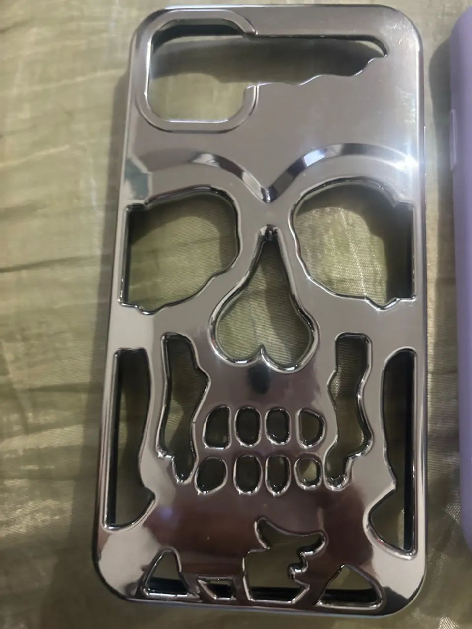 3 capinhas para IPhone 11 - Foto 2