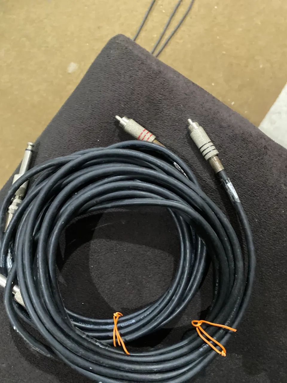 Cabo RCA P10