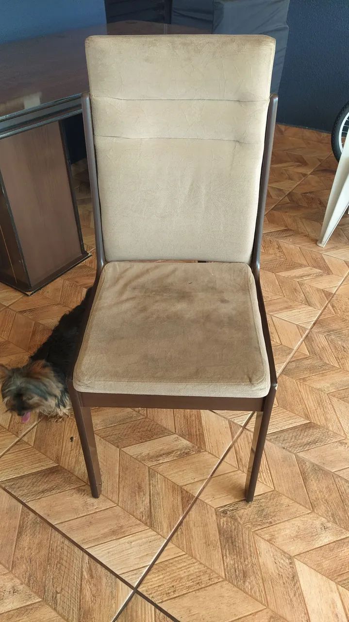 Mesa MDF com vidro 4mm e 6 cadeiras  - Foto 2