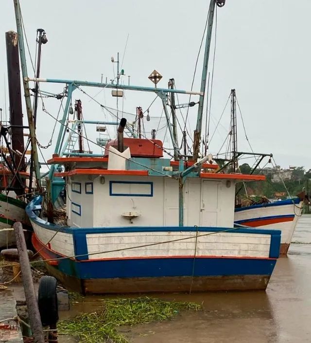 Embarcação pesqueira 18m, Camarão e Peixe - Foto 3