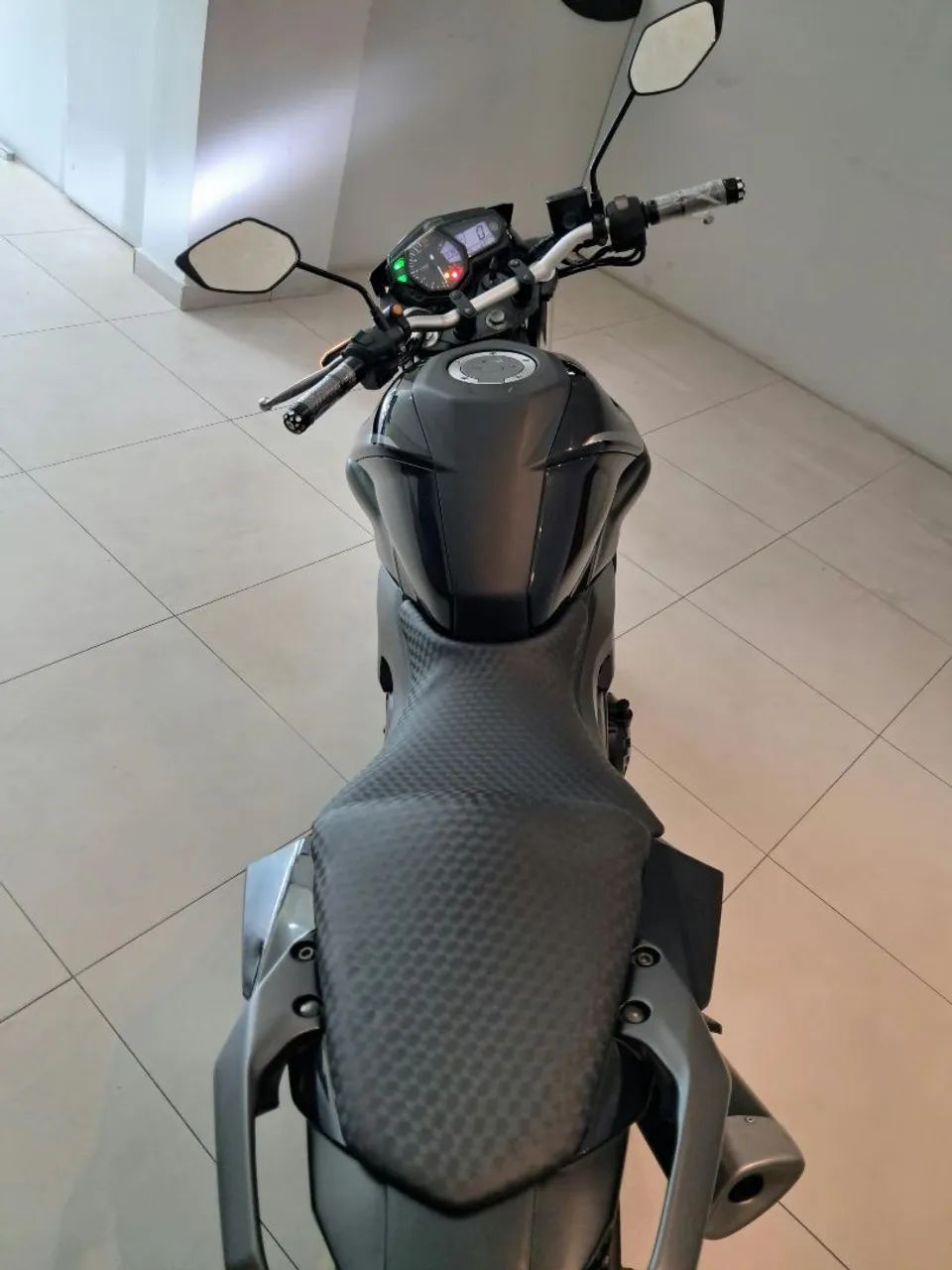 YAMAHA MT-03  - Foto 4