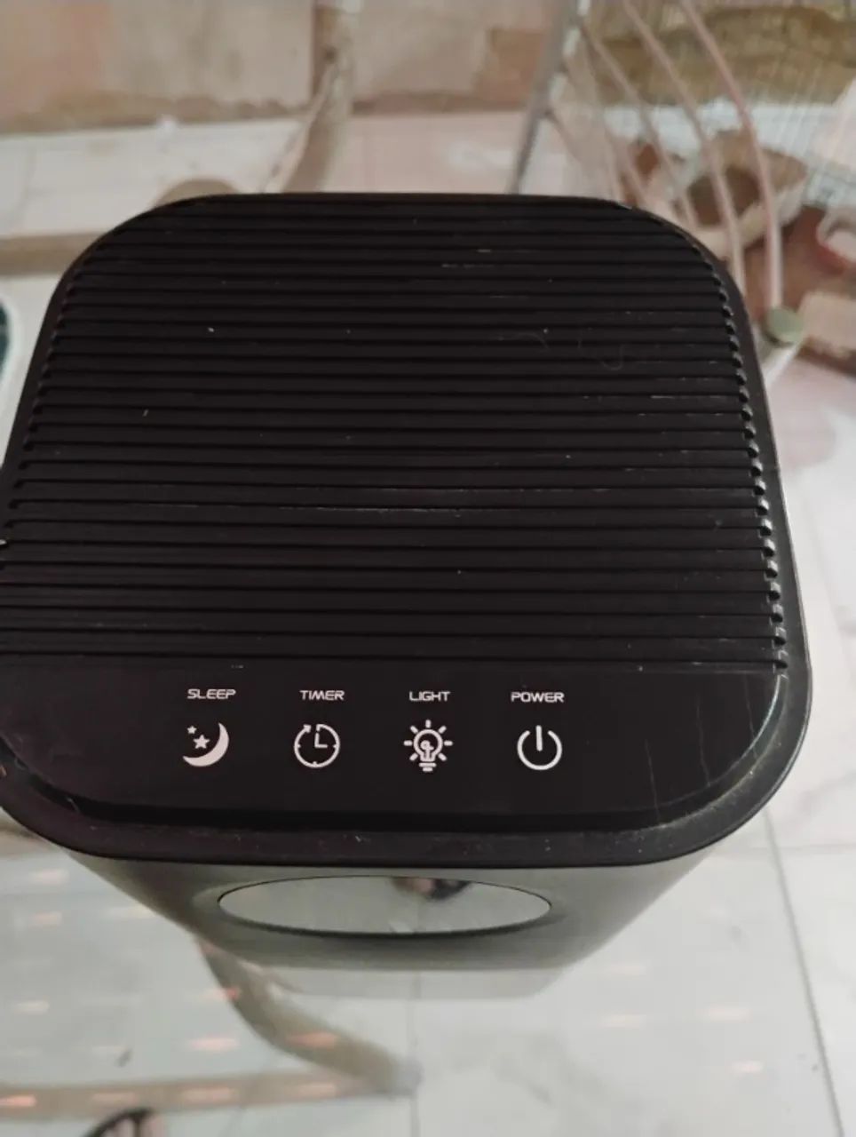 Desumidificador de ar B221 com tanque de 1,7 litros Bivolt - Foto 2