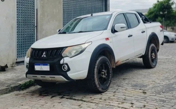 Mitsubishi L200 L200 Triton Sport GLX 2.4 CD Diesel Mec. 2019