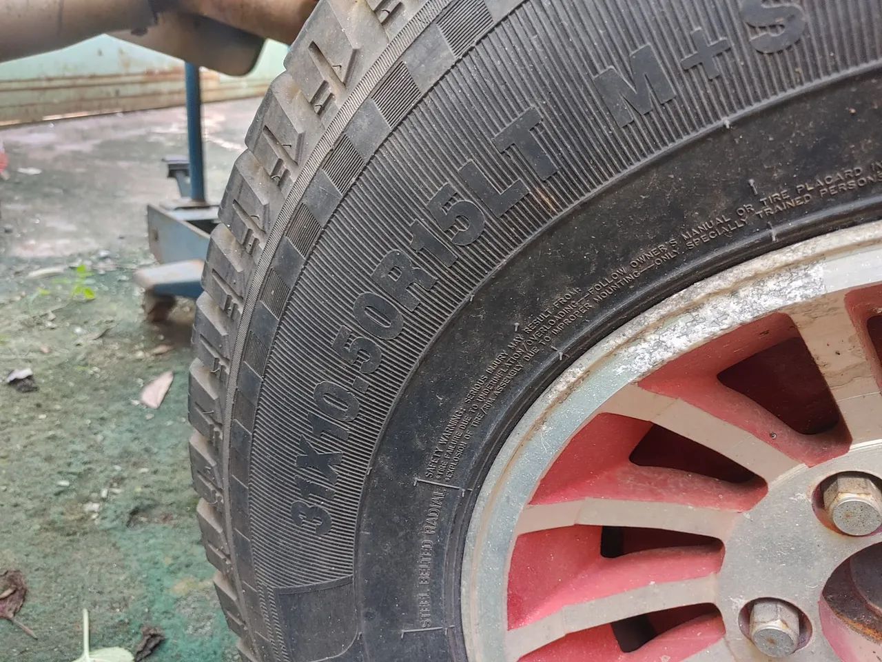 pneu 31x10 50r15 LT - Foto 4