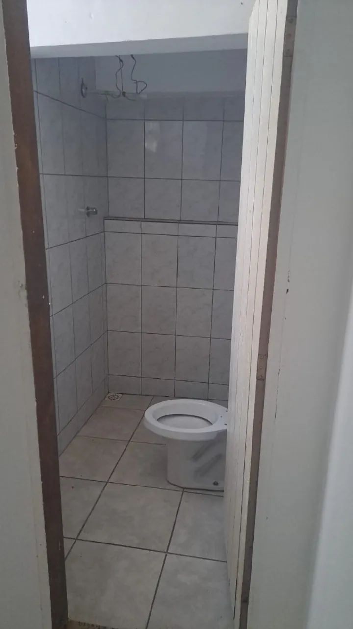 Aluguel de kitnet no Bairro Ipiranga incluso água e iptu. Próximo ao Minas Shopping - Foto 8