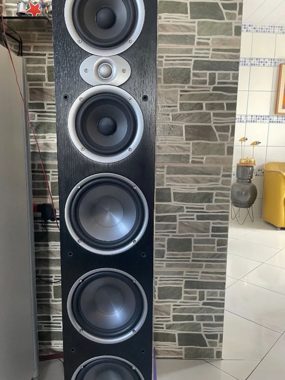 Caixa polkaudio rti a9 