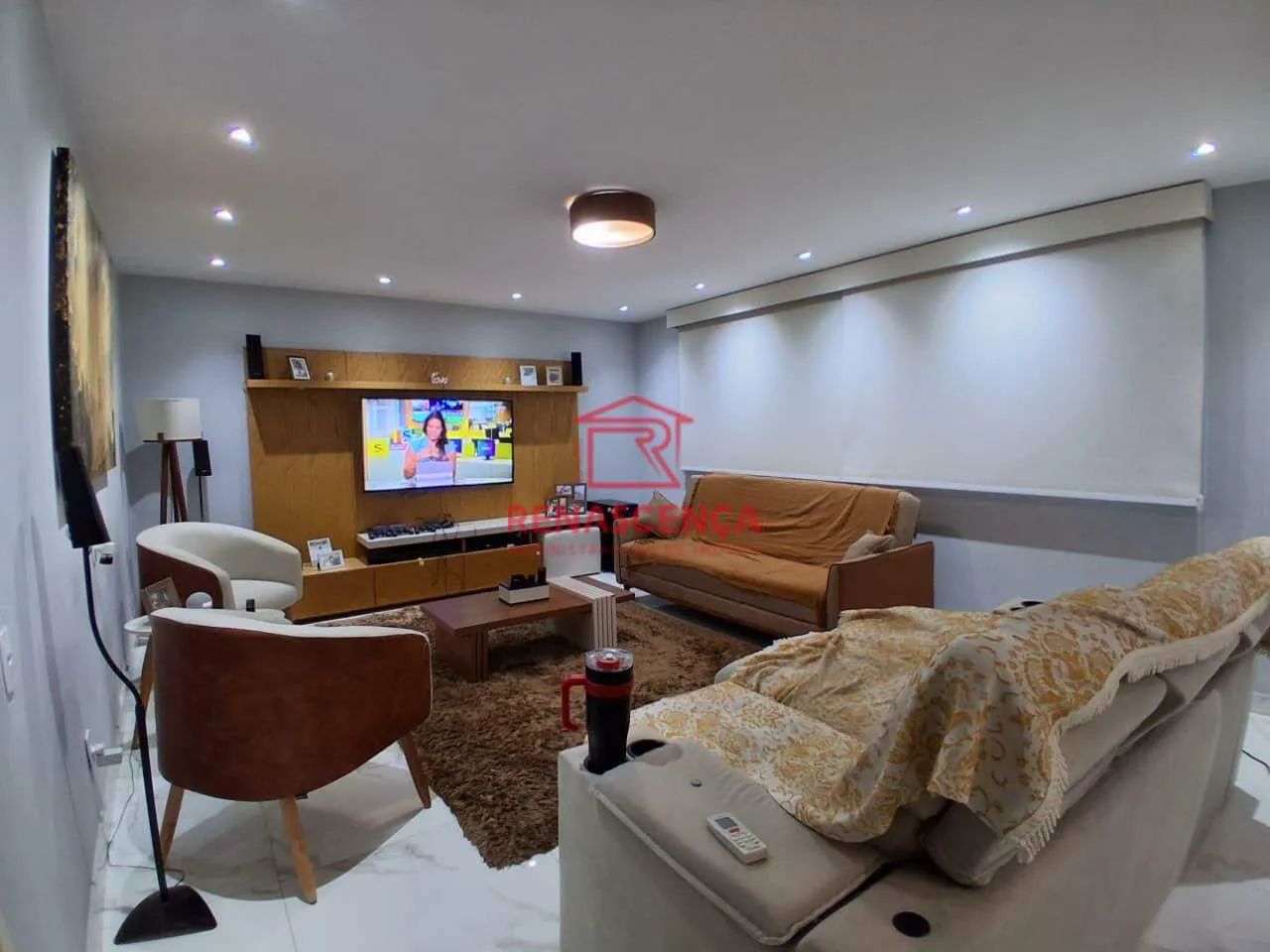 Apartamento com 4 Quartos em Nova Iguaçu. - Foto 2