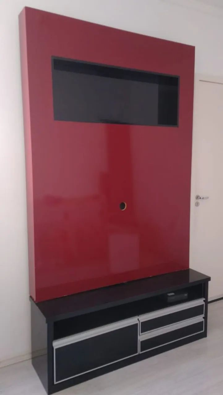 Rack com painel planejado.