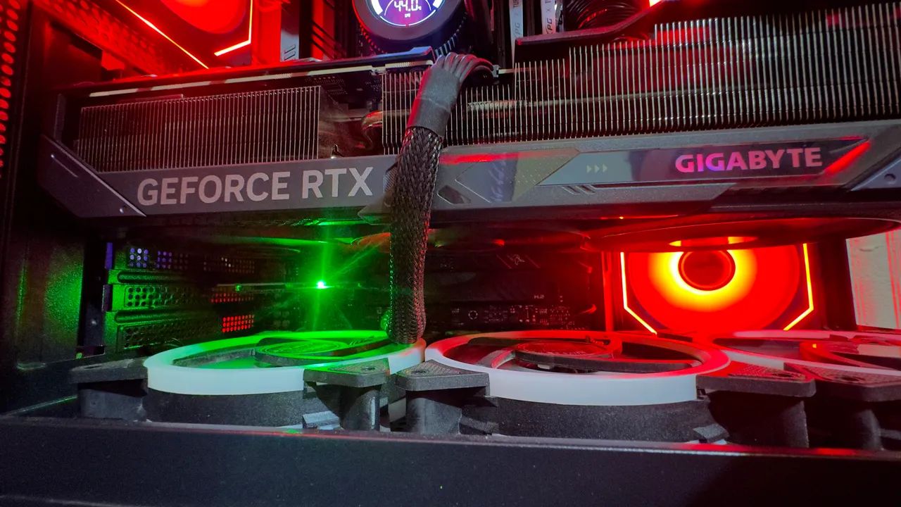 Rtx 5070ti Gigabyte Gaming - Foto 5