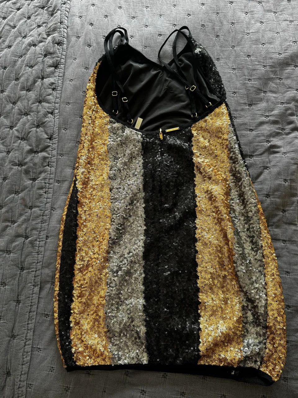 Vestido lança perfume - Foto 2