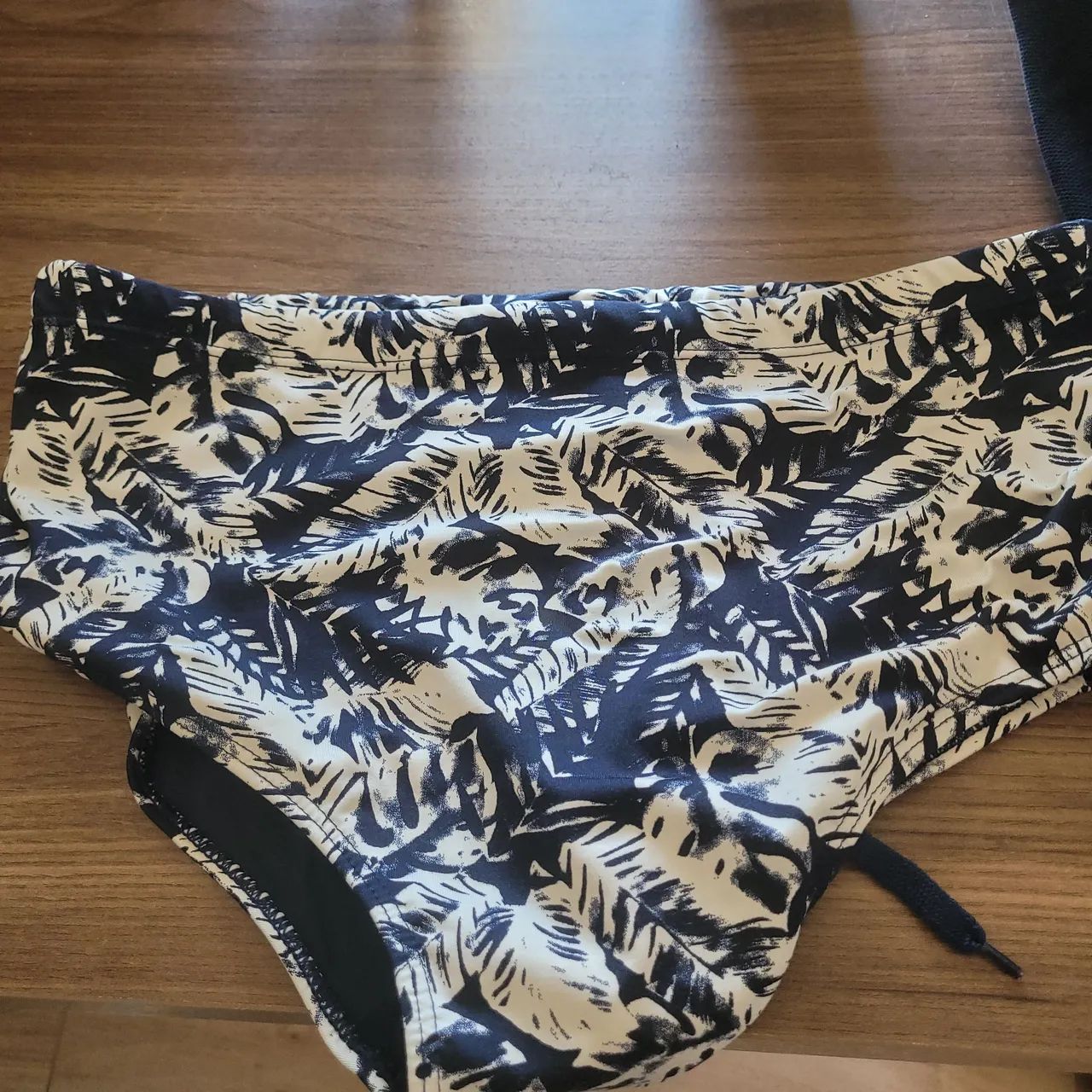 Sunga azul e branco tamanho M