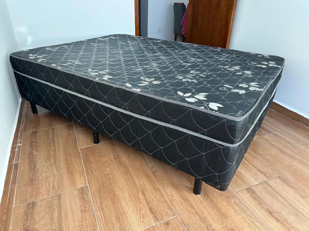 Cama box