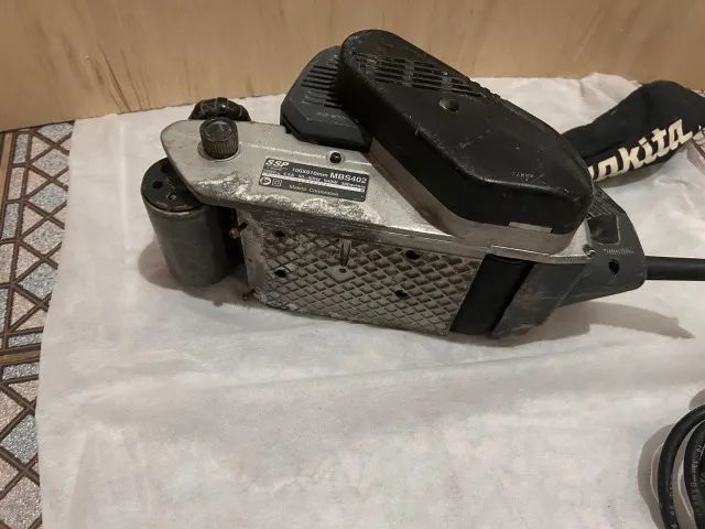 Lixadeira De Cinta 940w Industrial M9400b Makita SSP - Foto 3