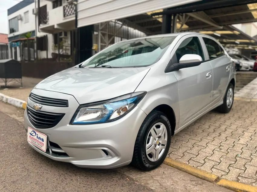 Chevrolet Onix 2016