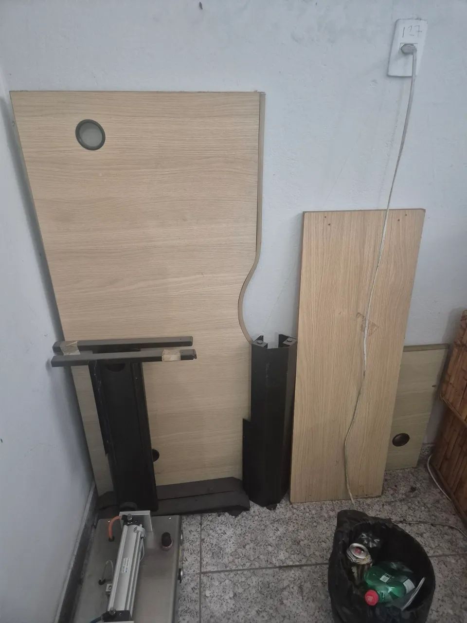 Mesa de escritório em L